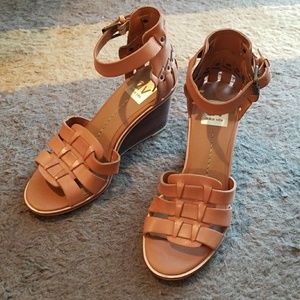 Dolce Vita strap wedge heels 🤗
